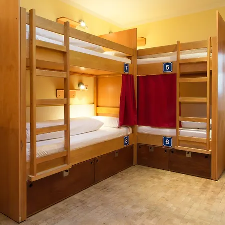 Euro Youth Hotel Munich-2